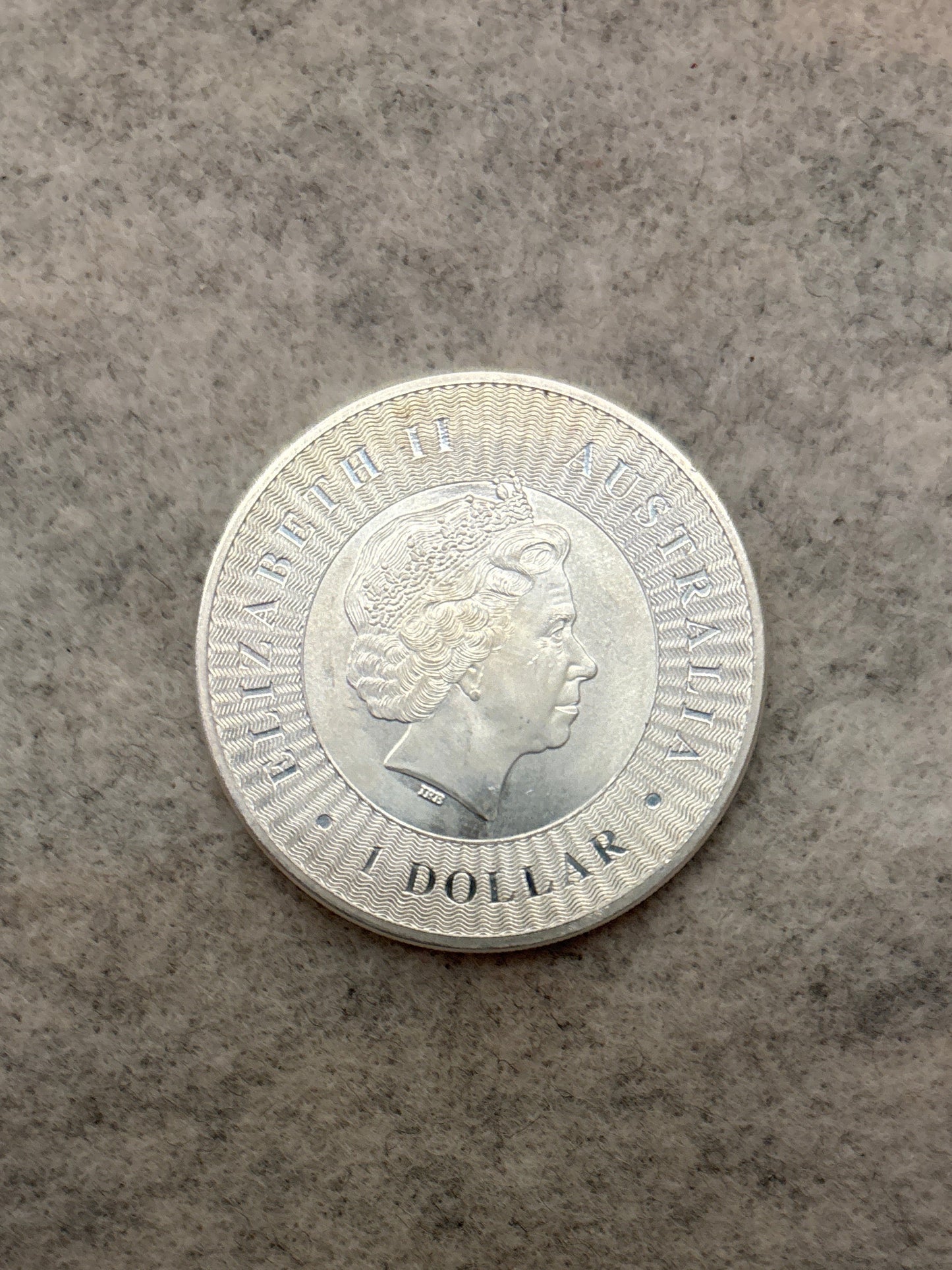 2016 Australian Kangaroo Silver Coin | 1 oz .9999 Fine Silver | Bullion